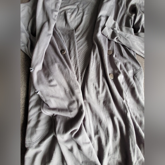 Flax grey cardigan in size medium. - Picture 3 of 6